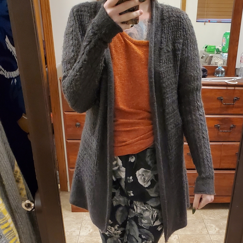 Grey cardigan